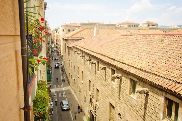 Center-Ramblas ξενώνας Βαρκελώνη Εξωτερικό φωτογραφία